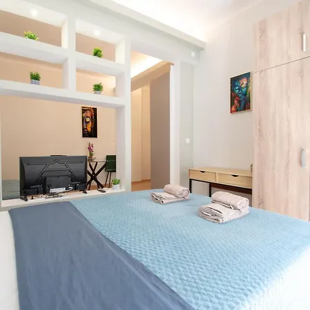 Appartement 2 *